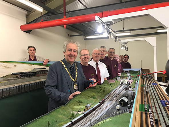 Mayor of Milton Keynes (Cllr David Hopkins) cuts the ribbon on new model railway
