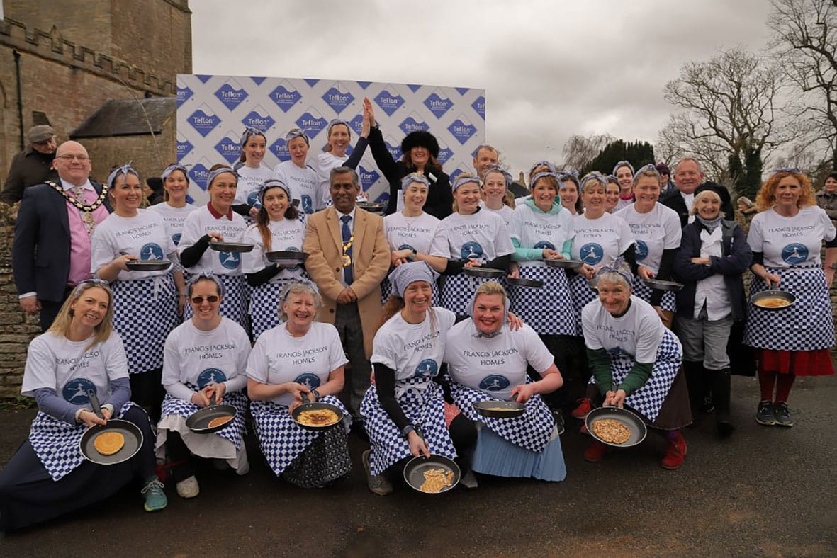 Olney Pancake Race runners 2022